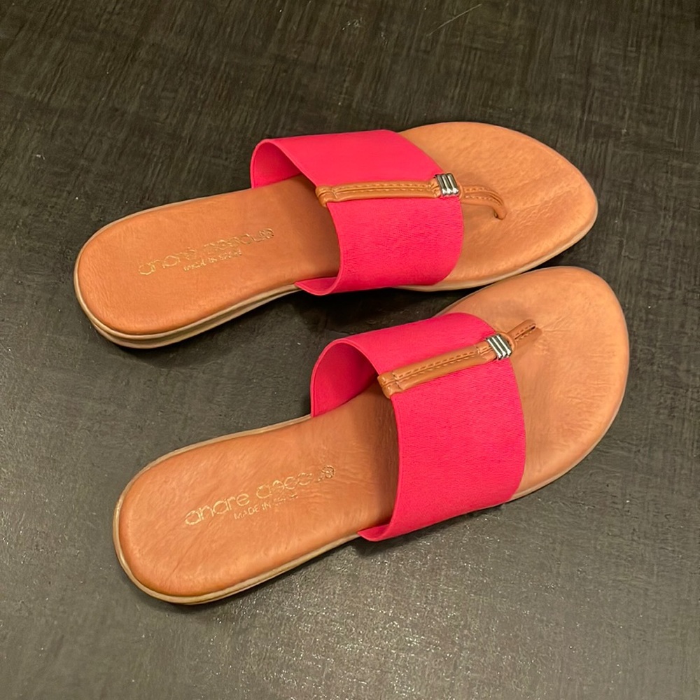 Lightweight leather lining sandals/flip flop